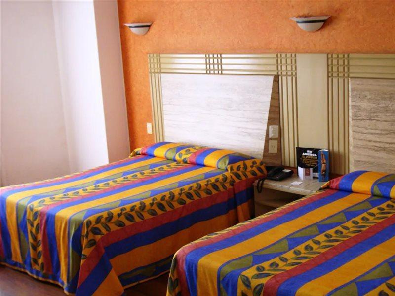Hotel Cervantes Guadalajara Luaran gambar