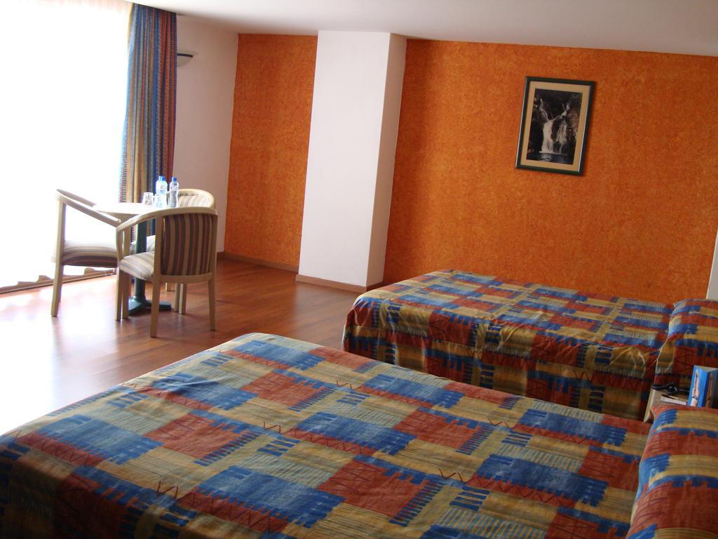 Hotel Cervantes Guadalajara Bilik gambar
